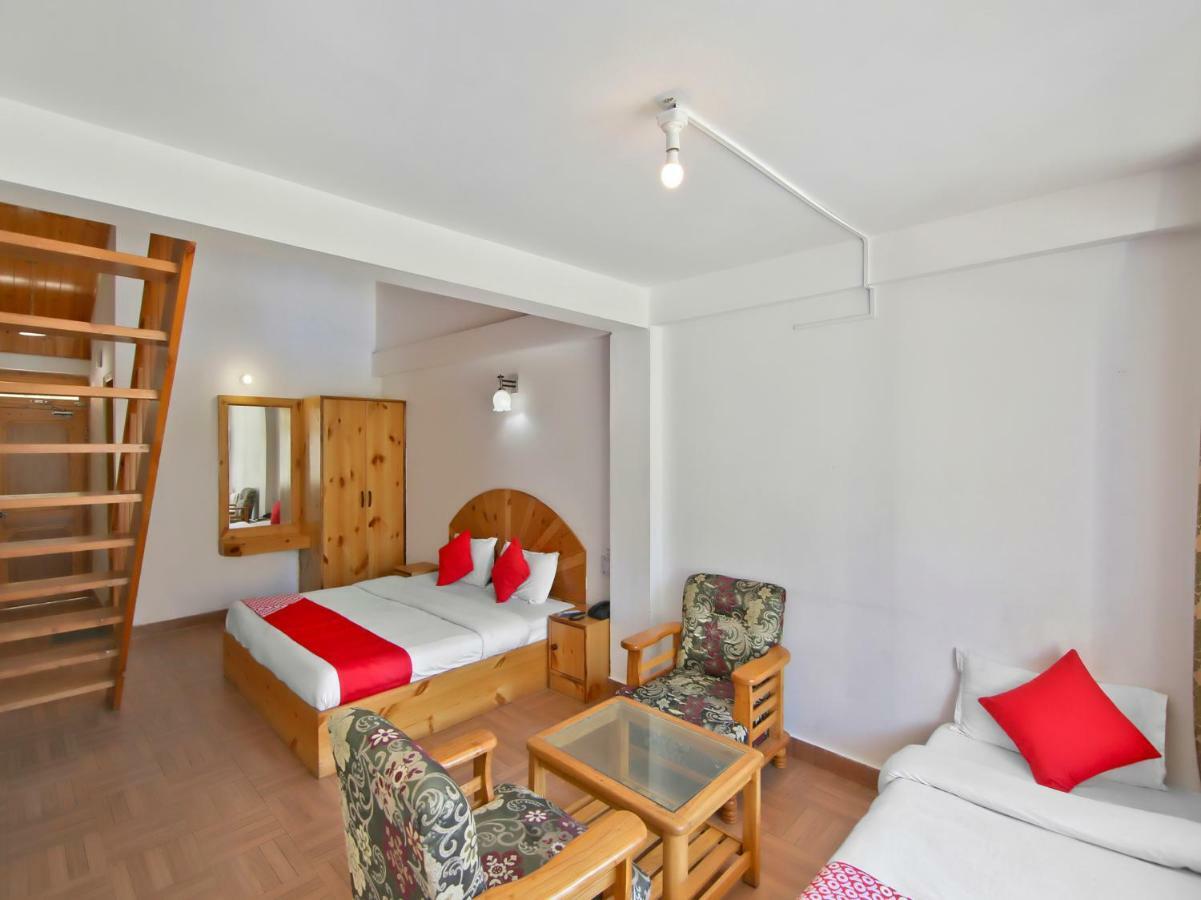 Hotel Bhrigu Manāli Exteriör bild