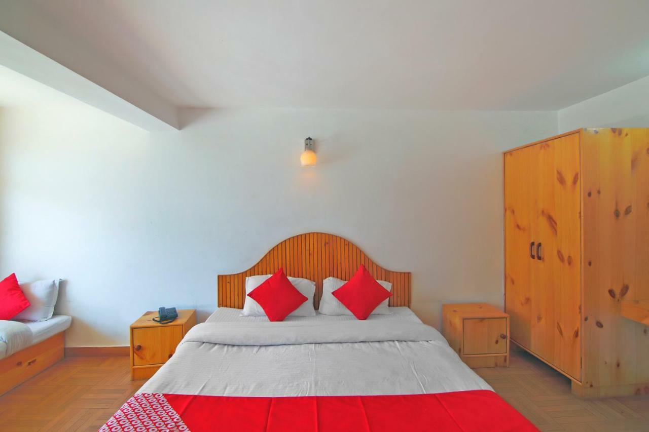 Hotel Bhrigu Manāli Exteriör bild