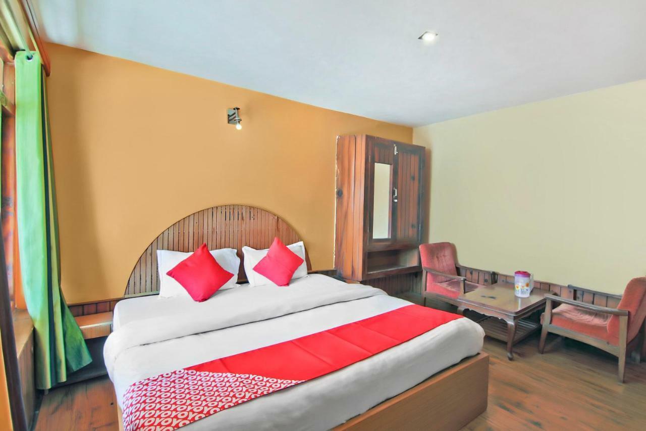Hotel Bhrigu Manāli Exteriör bild