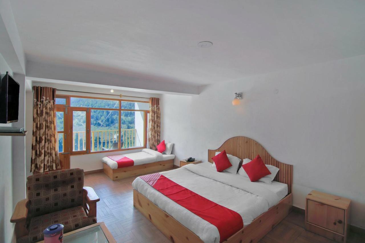 Hotel Bhrigu Manāli Exteriör bild