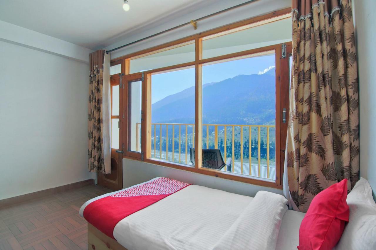 Hotel Bhrigu Manāli Exteriör bild